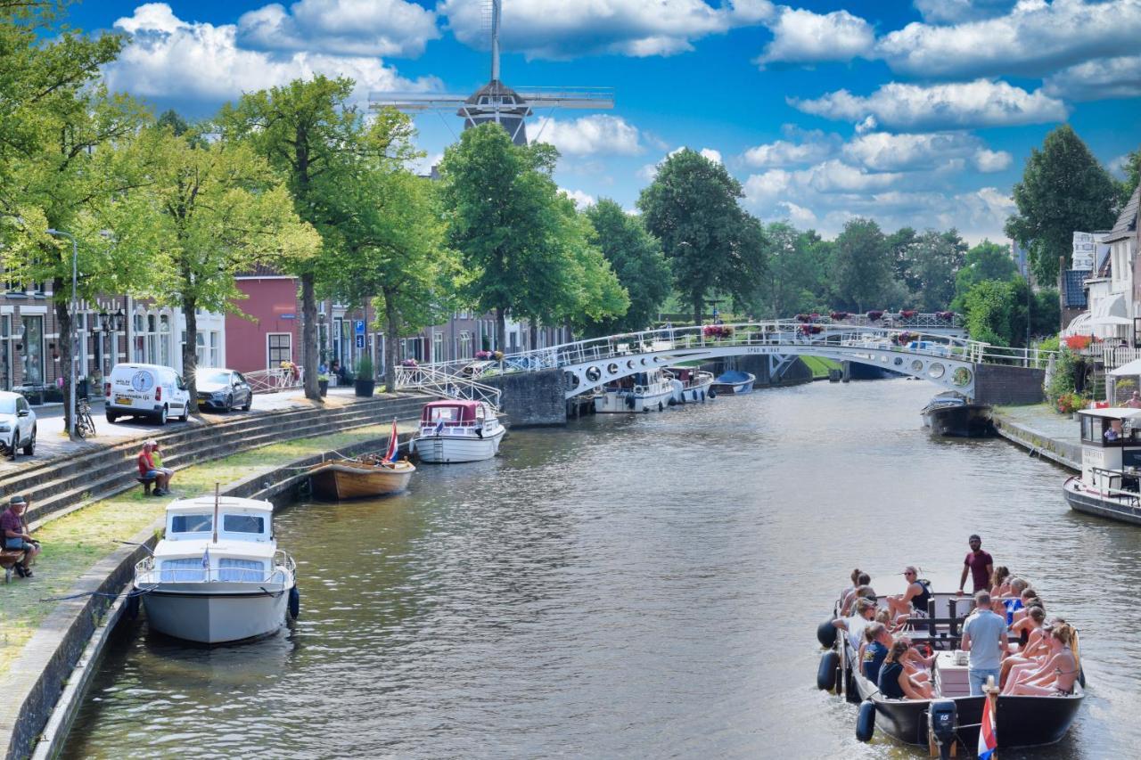 Pod Hotelkamer Aan Het Water Dokkum Esterno foto
